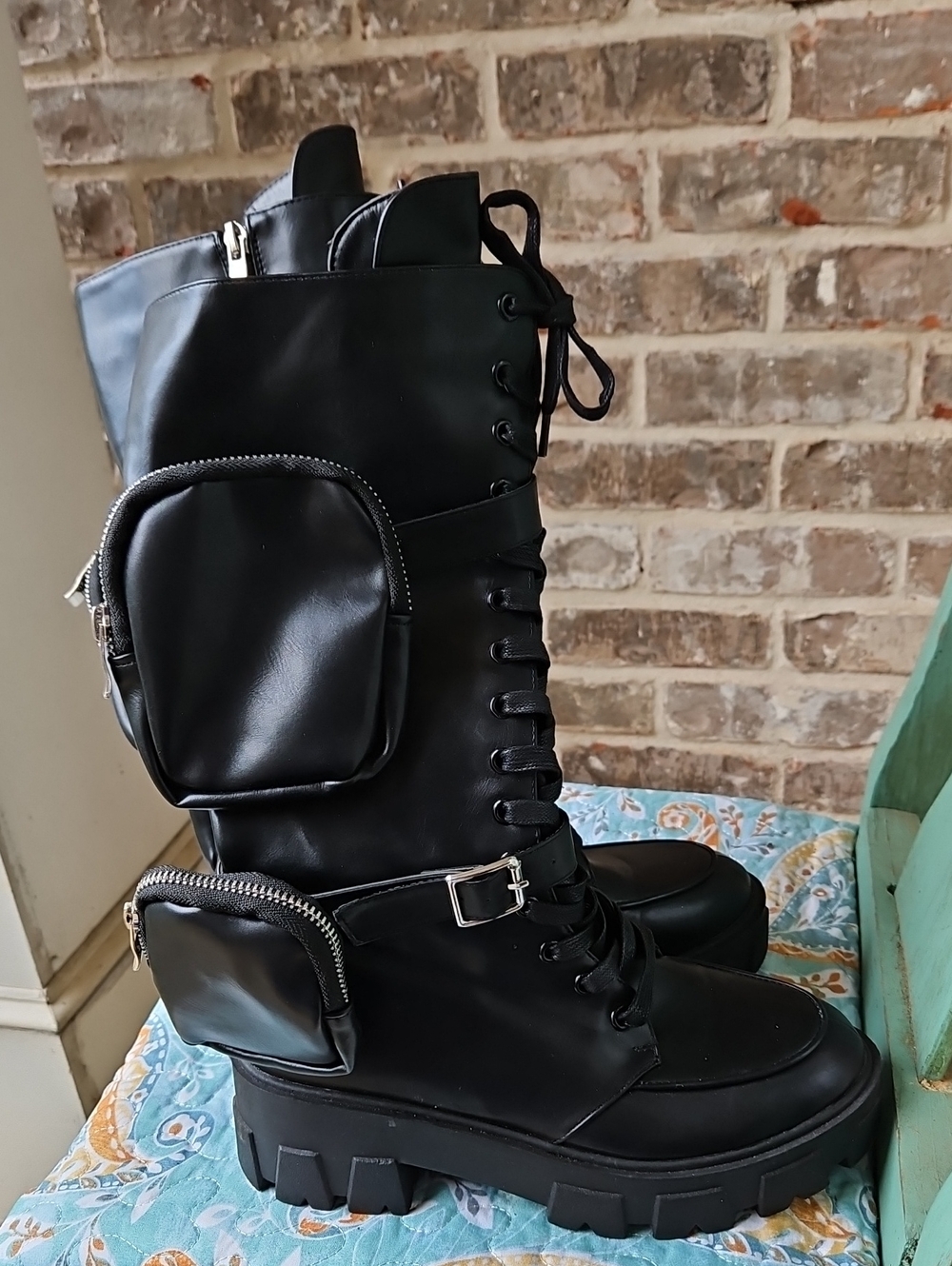 Azalea Wang Danger Black Lace-Up Combat Boots with Detachable Pouches Lug Soles - Picture 5 of 8